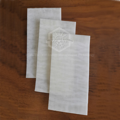 Phase Change Cooling Pad White Slice Non-Corrosive Untuk Pendinginan Baterai Penghilang Panas Elektronik