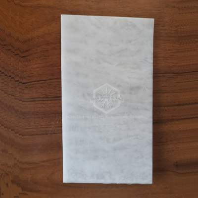 Phase Change Cooling Pad White Slice Dengan Konduktivitas Termal Tinggi Untuk Pembuangan Panas Elektronik